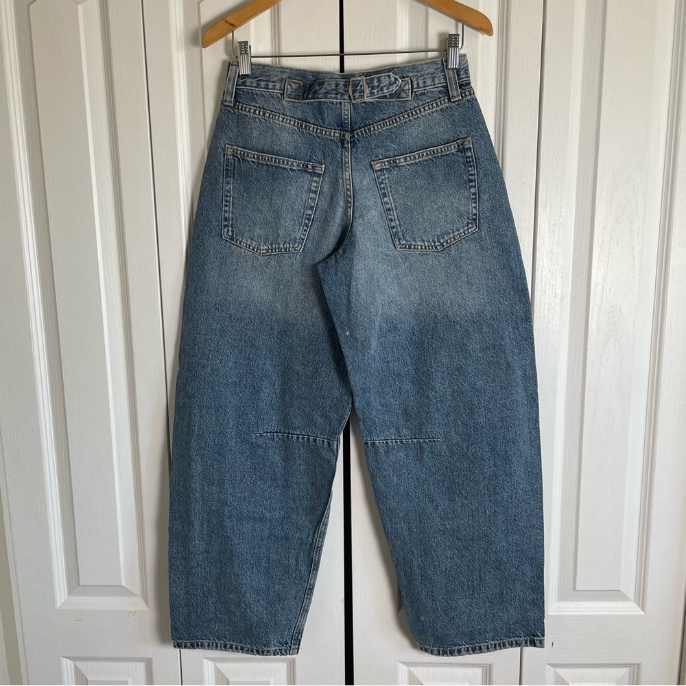 NWT BDG Logan Loose Barrel Jeans Women’s 27 Blue Denim Buckle Baggy Boyfriend - Picture 6 of 16